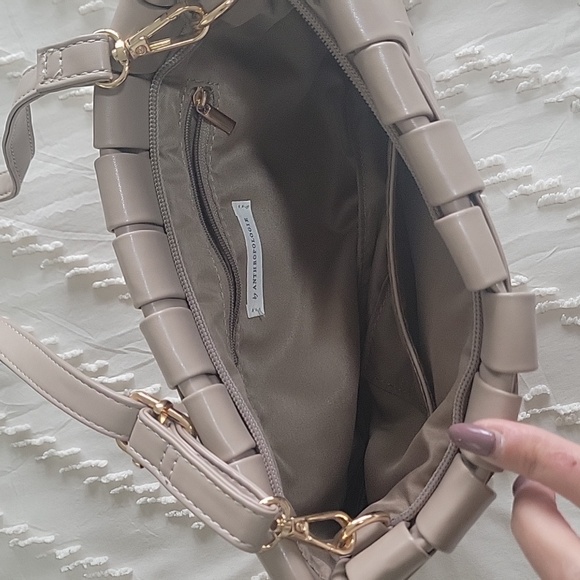 Anthropologie | Lindy Woven Clutch - Picture 6 of 7